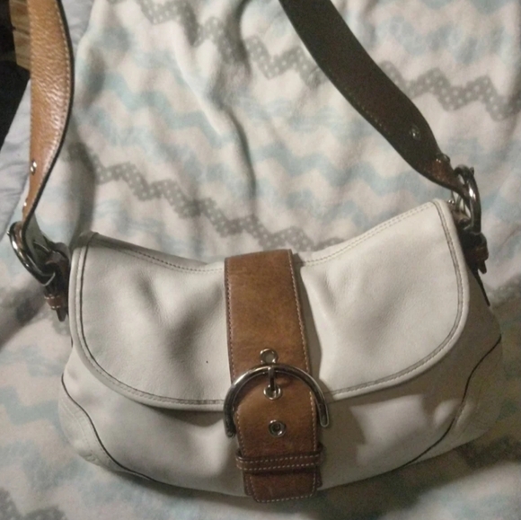 Coach - Picture 2 of 5